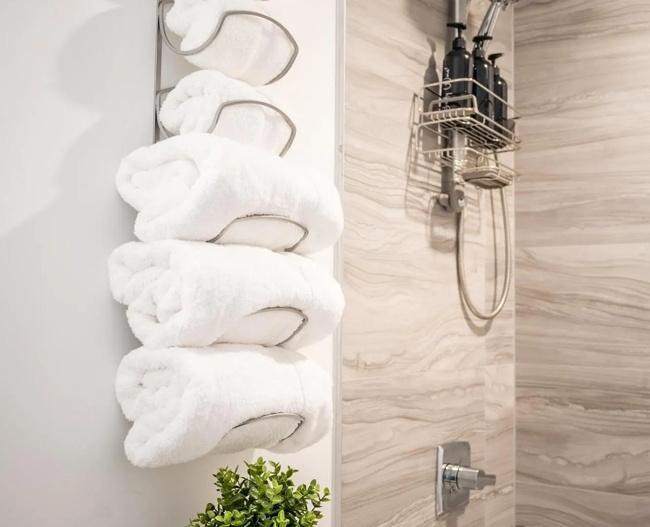 Apartment Traveller Home In Centre Toronto